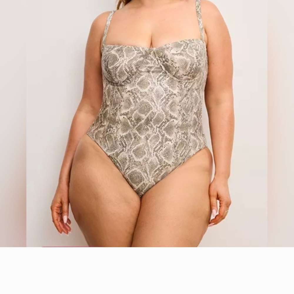 Good American Snake skin Swimsuit